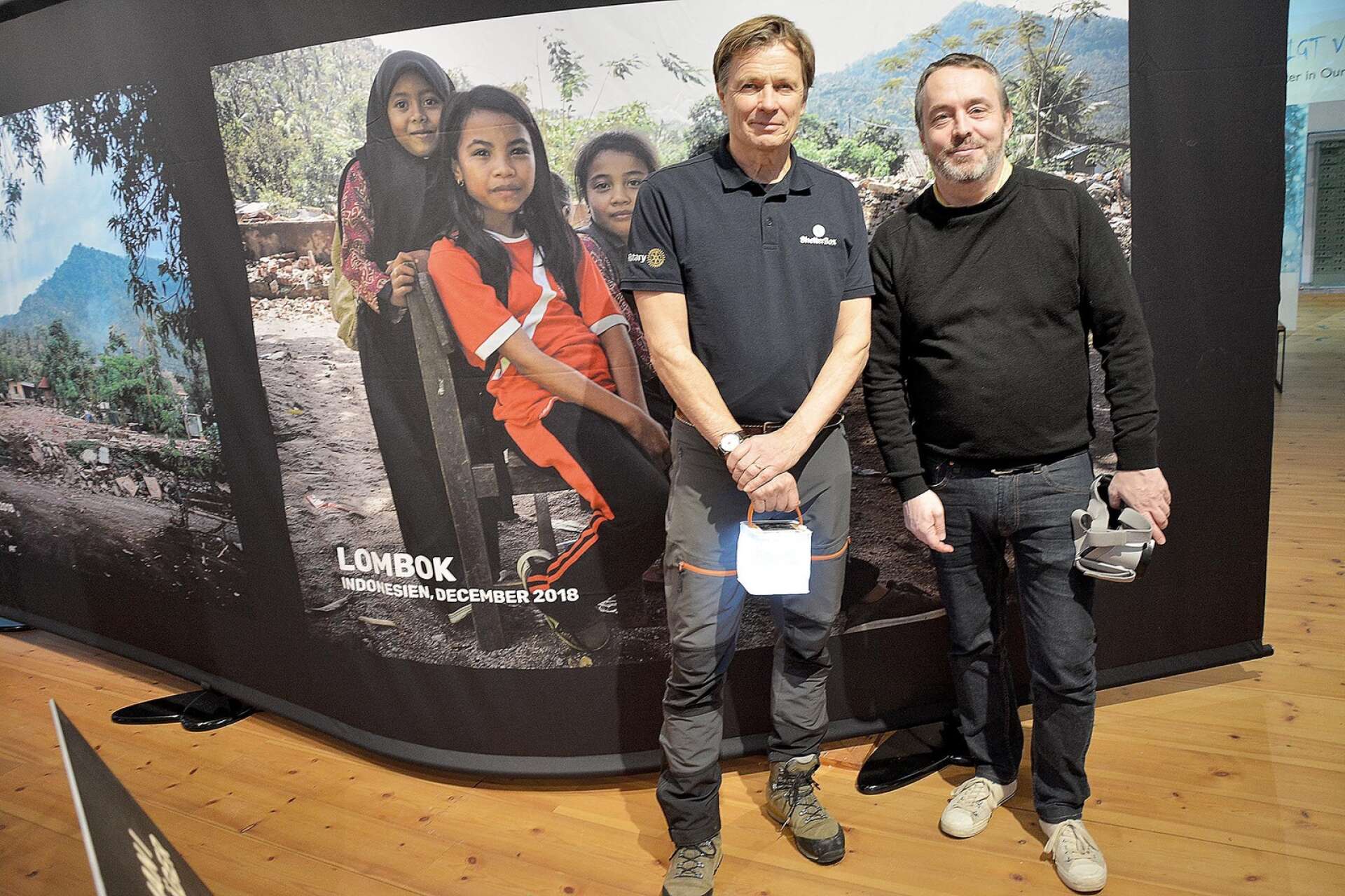 HITTAR. Jan Larsson och Jonas Kellagher hoppas att många ungdomar hittar till utställningen Shelter – en virtuell flykt från verkligheten.