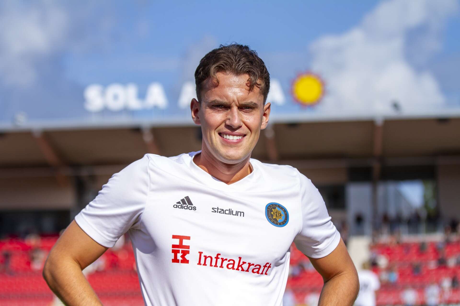 Nederländske mittbacken Henk van Schaik, 25, gjorde tävlingsdebut för Karlstad Fotboll.