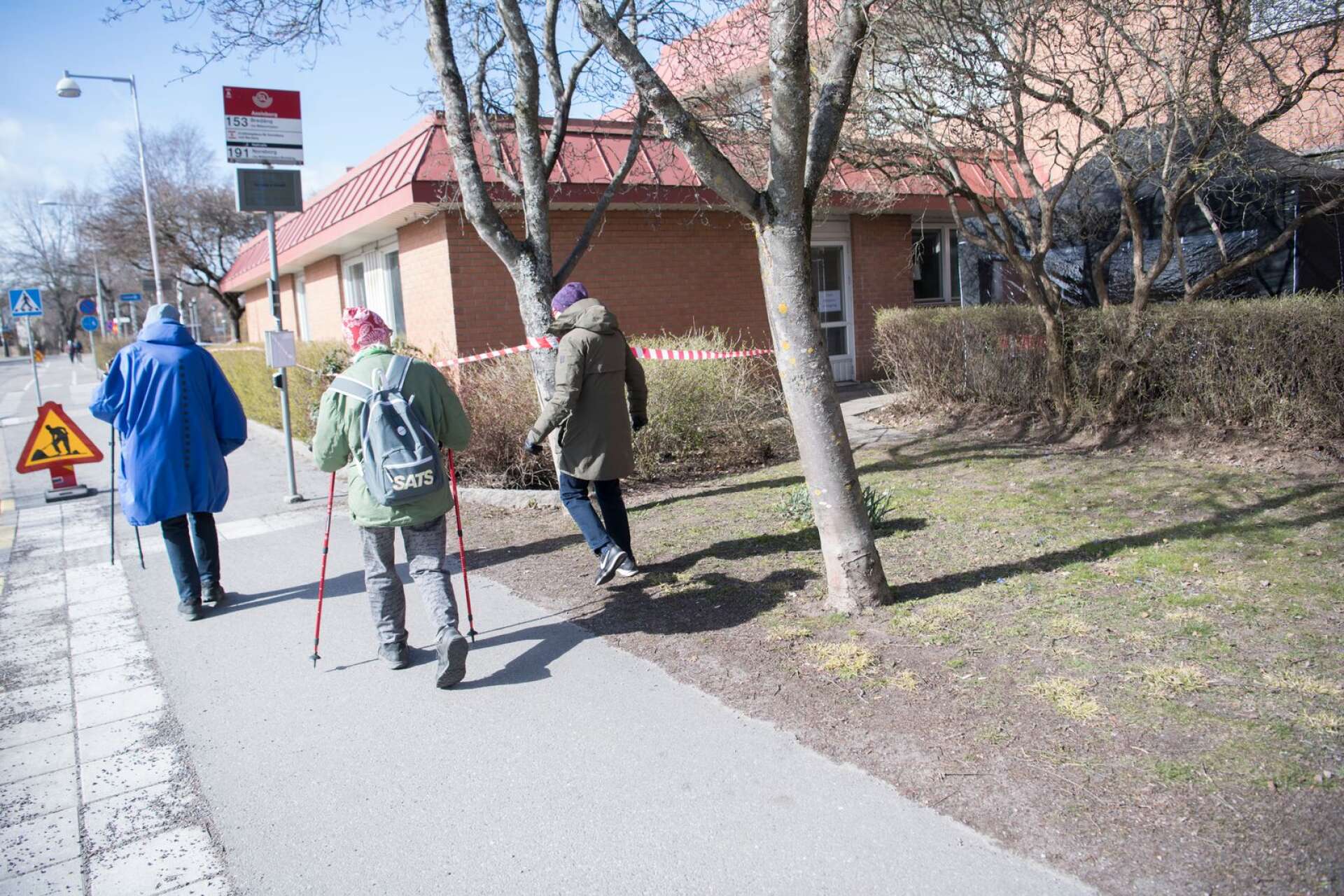 Forskare vid Karlstads universitet söker äldre till forskning om corona.