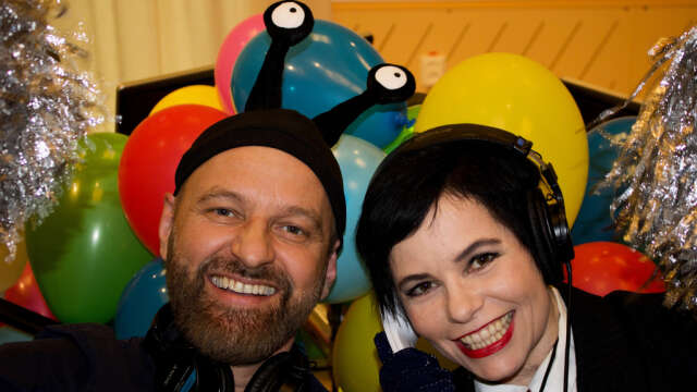 Björn Kjellman och Carolina Norén ska lotsa lyssnarna genom Eurovision. Pressbild.