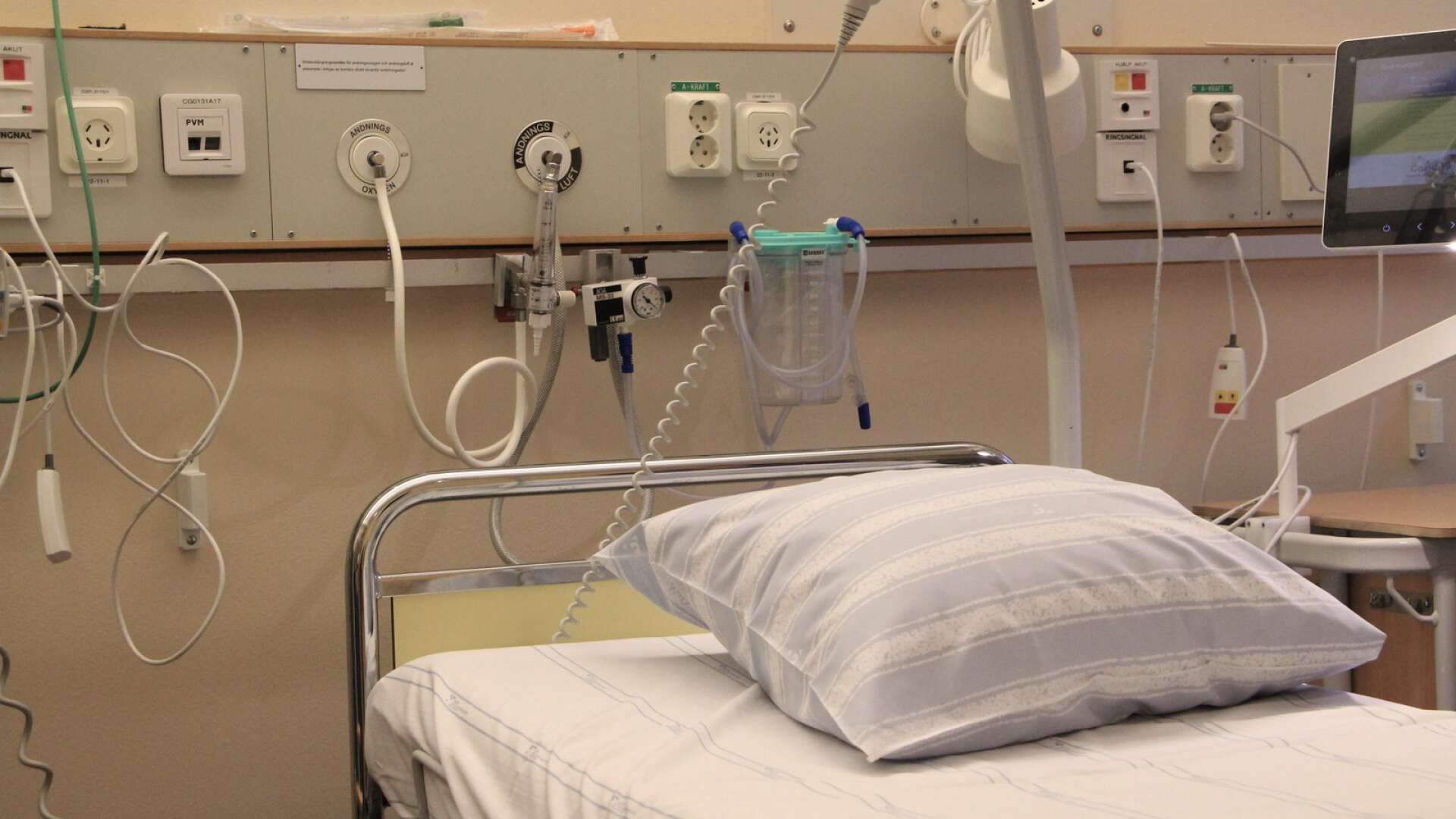 På måndagen är tolv patienter med covid-19 inneliggande på Skaraborgs sjukhus.