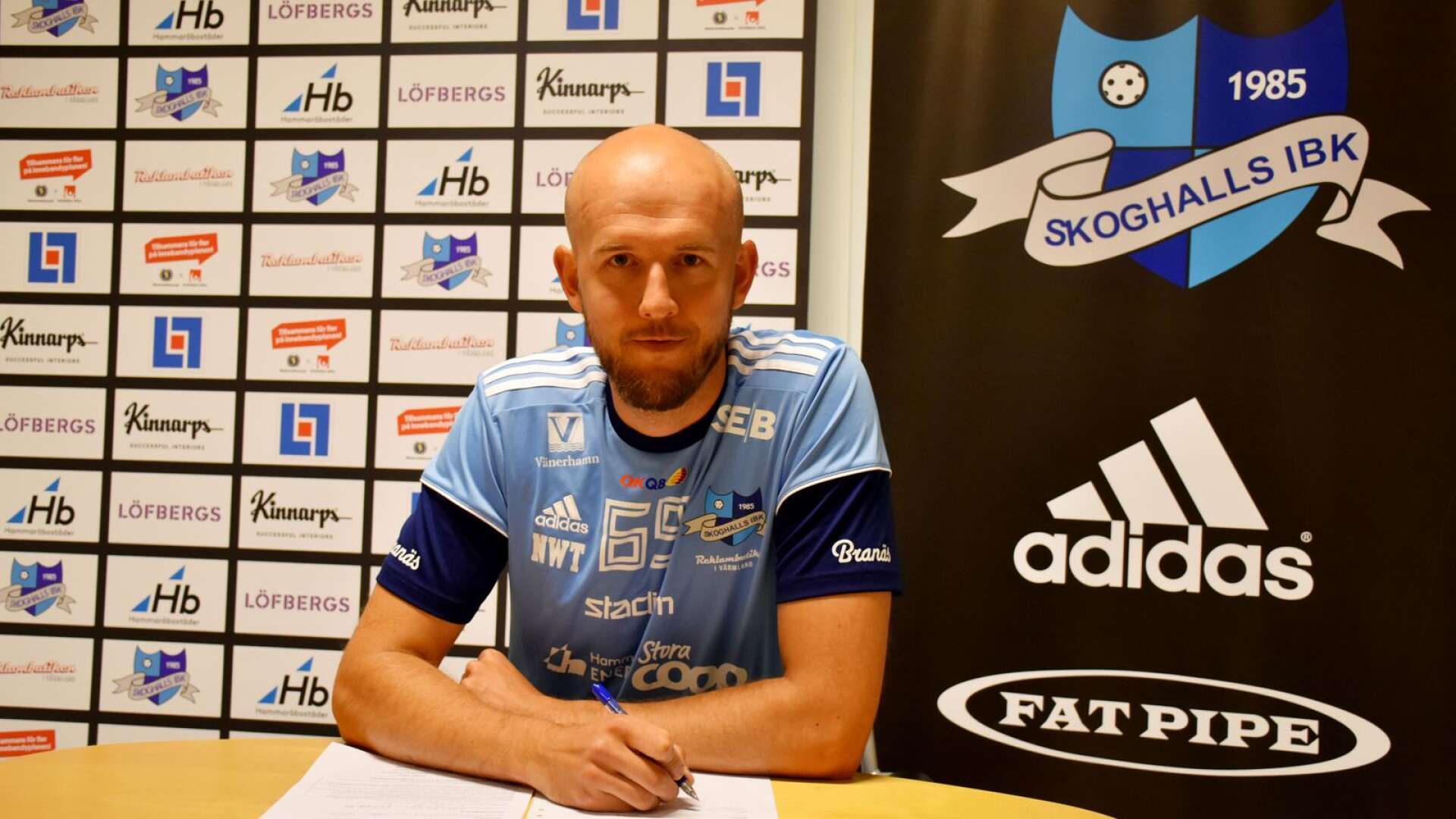 Victor Sjöstedt är ny målvakt i allsvenska Skoghalls IBK.