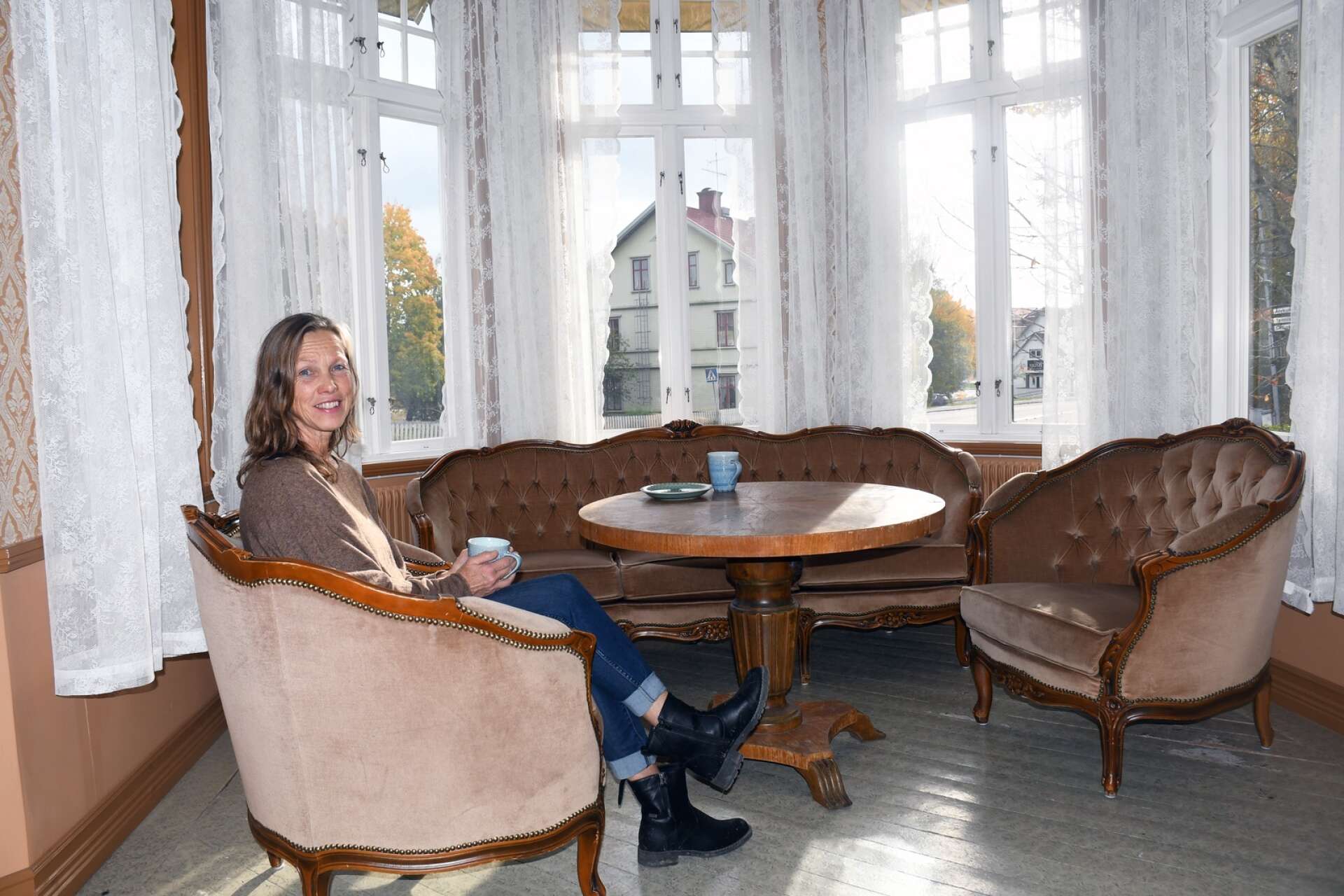 Det andra caféet som startade i Sunne var Café Villa Helios, där gäster tas emot i denna gamla, vackra miljö. Ägare är Annnika Ceder Eriksson. 