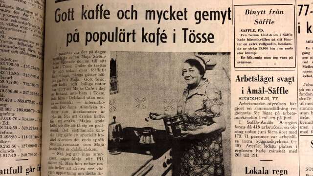 Maja Strömbom fotad sommaren 1971 inne i köket på sitt kafé i Tösse.