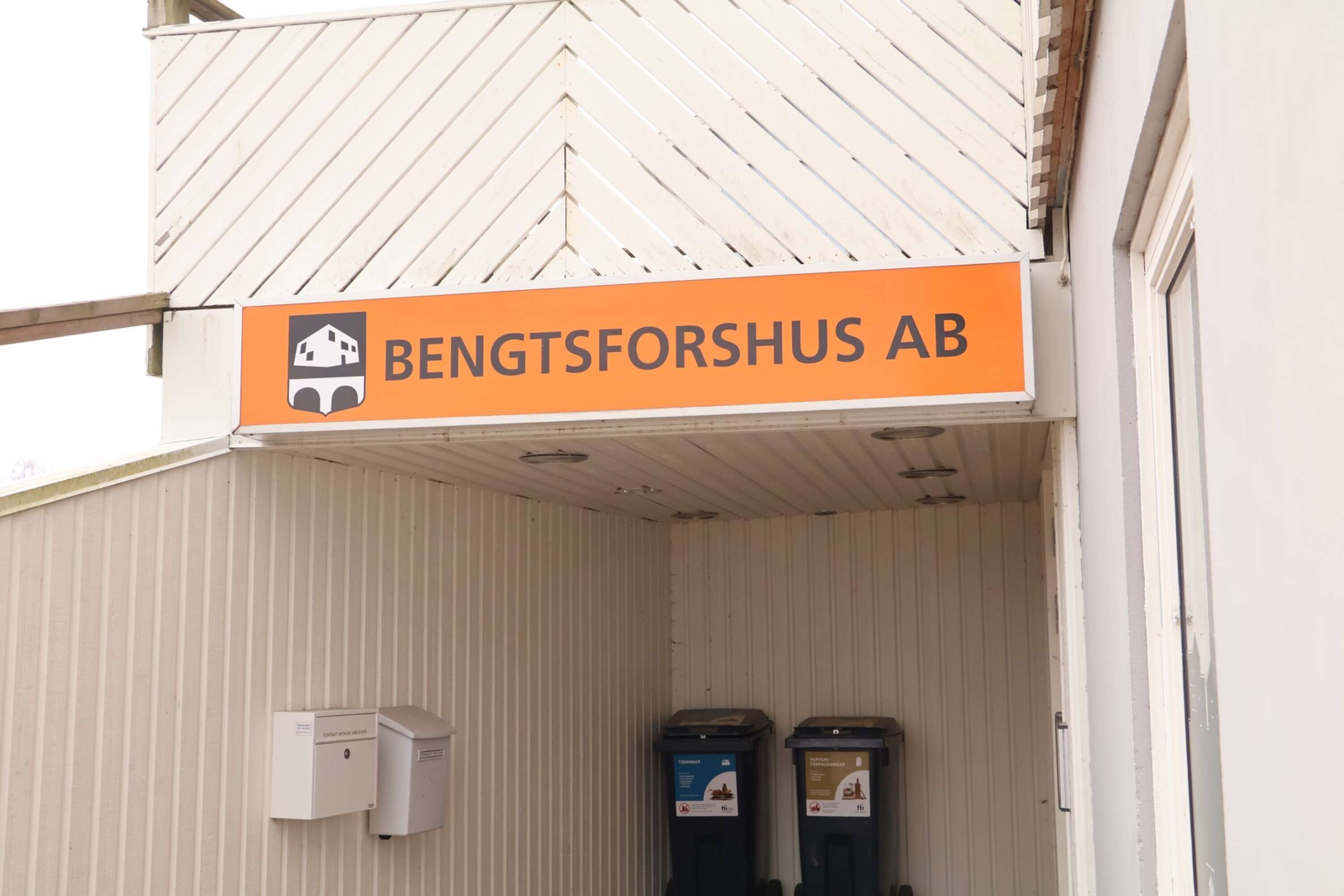 Det krisande kommunala bostadsbolaget Bengtsforshus AB.
