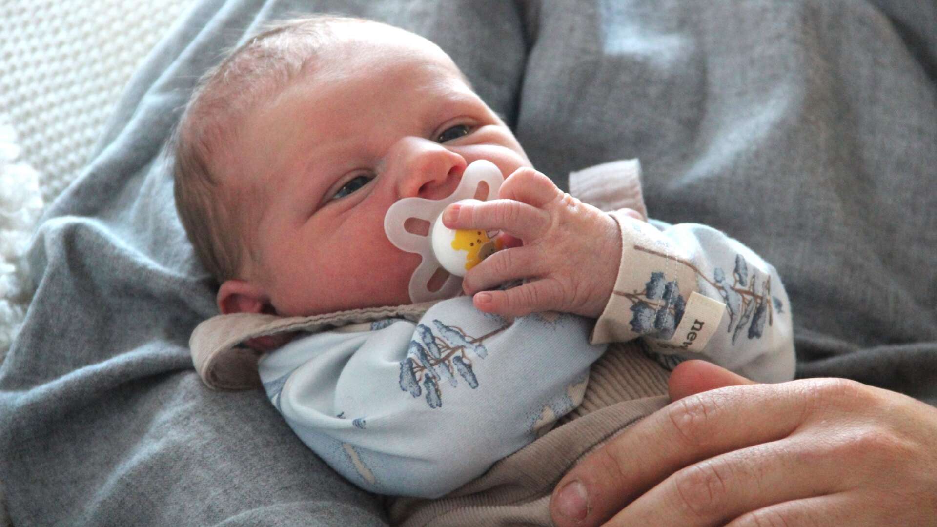 Årets först födda bebis i Säffle kommun heter Waldemar.