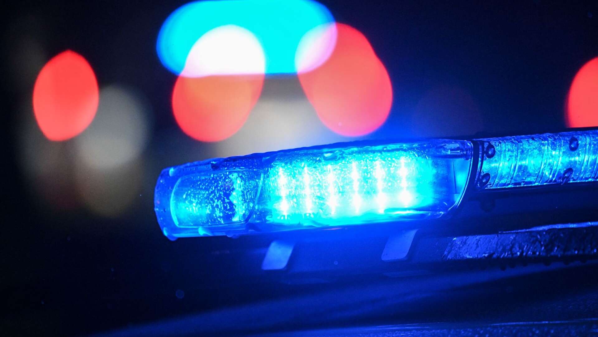 Två personer har häktats för ett grovt rån i Karlstad.